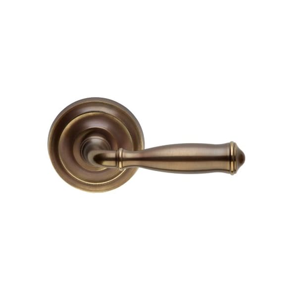 LVR 2-5/8" Rose Pass 2-3/8" BS T 1-3/4" Doors ULQ Antique Bronze 944